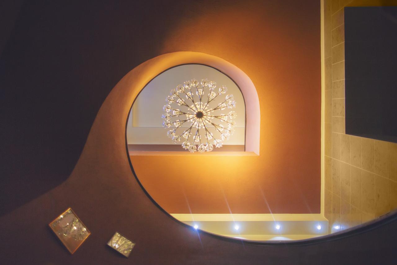 Komlo Hotel Gyula Ngoại thất bức ảnh
